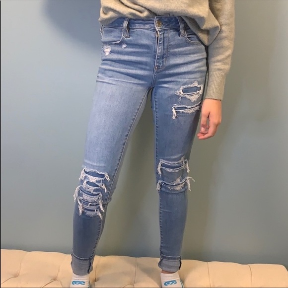 American Eagle Outfitters Denim - American eagle outfitters high rise distressed skinny jeans size 2 extra long!